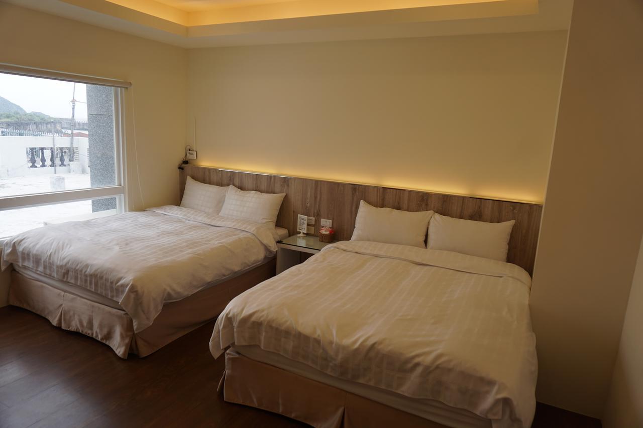 綠島 綠堤濱海旅店 Bed and Breakfast Lyudao Buitenkant foto