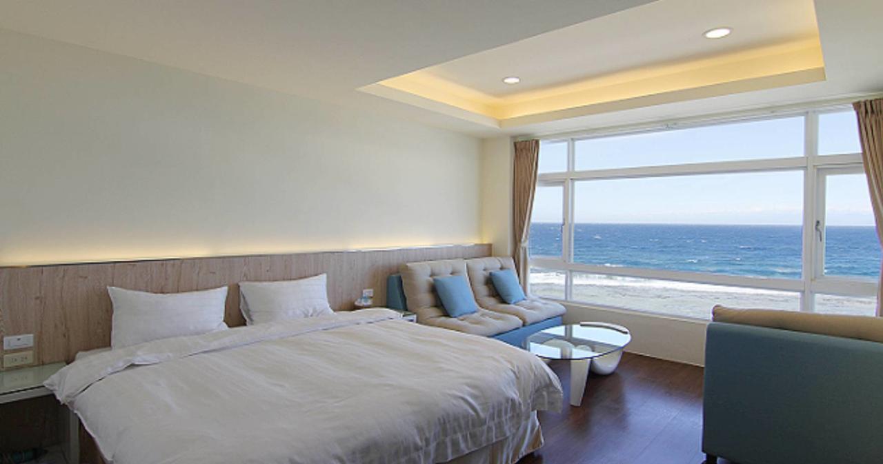 綠島 綠堤濱海旅店 Bed and Breakfast Lyudao Buitenkant foto