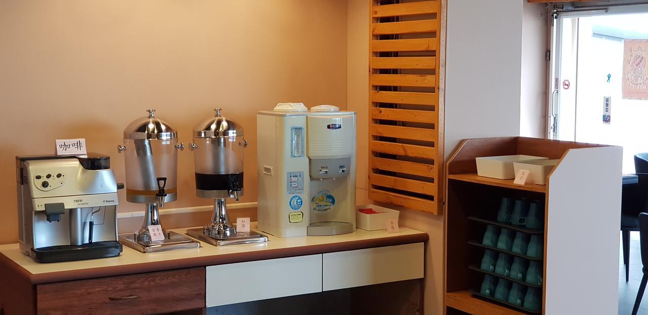 綠島 綠堤濱海旅店 Bed and Breakfast Lyudao Buitenkant foto