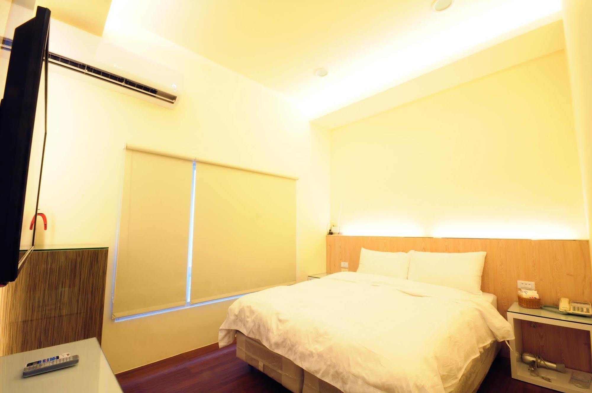綠島 綠堤濱海旅店 Bed and Breakfast Lyudao Buitenkant foto