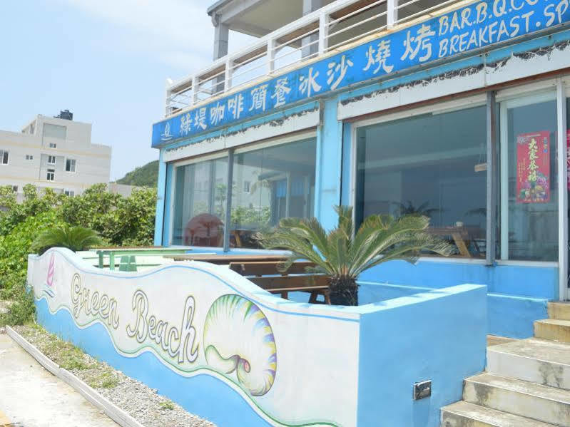 綠島 綠堤濱海旅店 Bed and Breakfast Lyudao Buitenkant foto